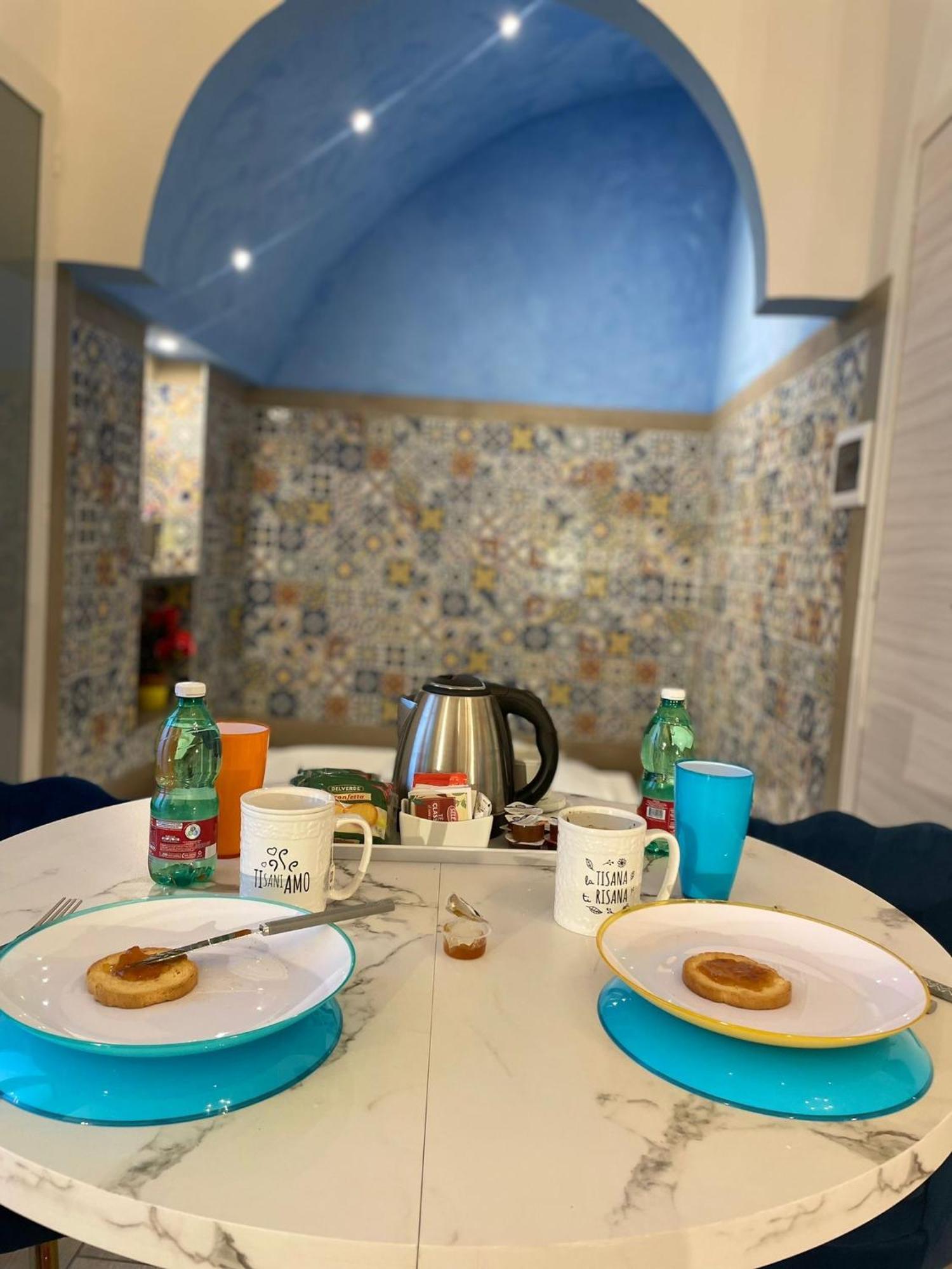 San Nicola Suite & Mini Apartment Sorrento Eksteriør billede